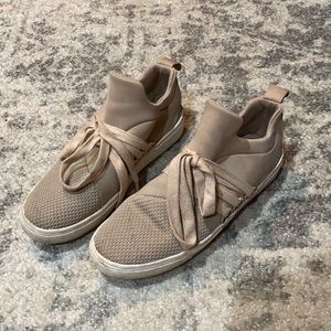 Steve Madden sneakers